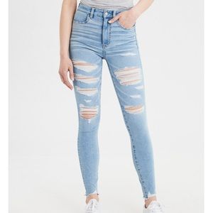 AMERICAN EAGLE JEANS